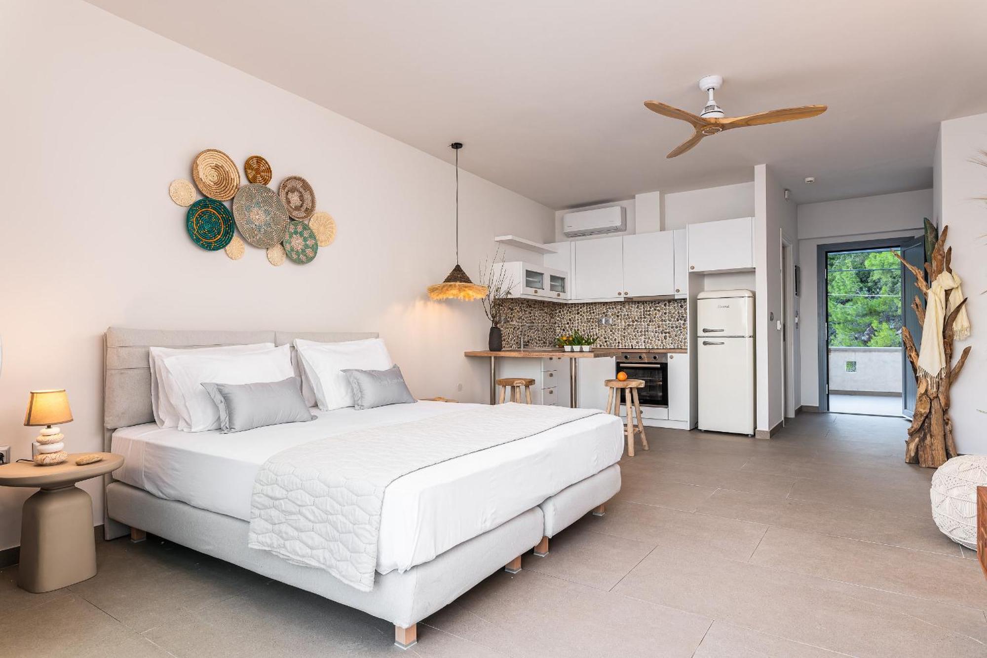 8Moons Boutique Apartments Kokkari Ngoại thất bức ảnh